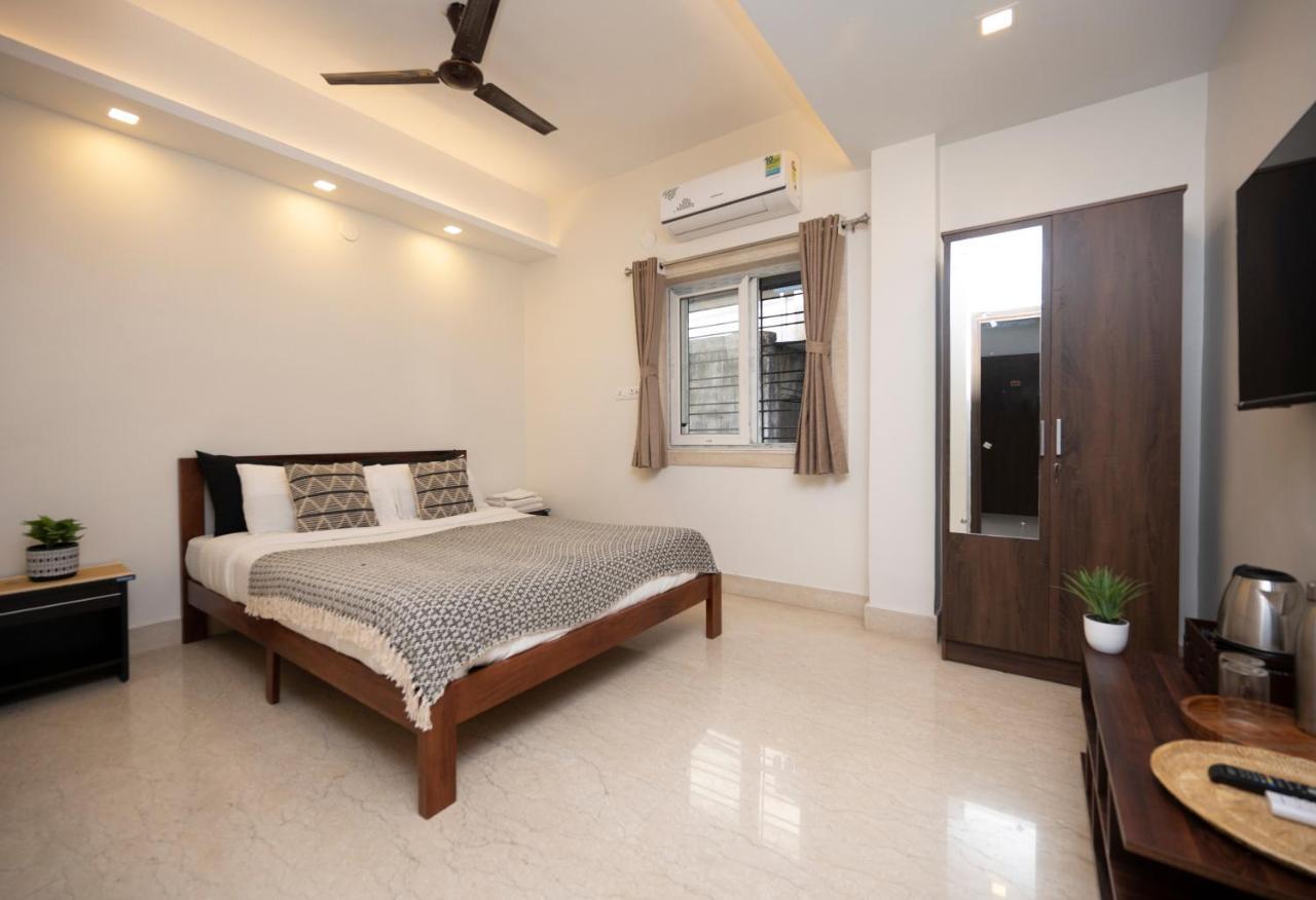 Lakeside Suites Calcutta Exteriör bild