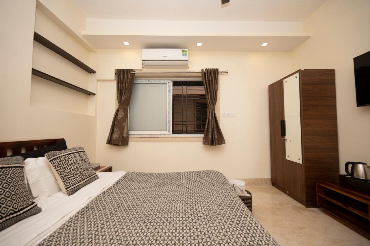 Lakeside Suites Calcutta Exteriör bild