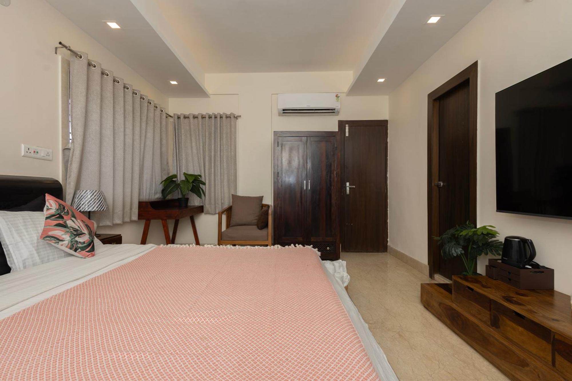 Lakeside Suites Calcutta Exteriör bild